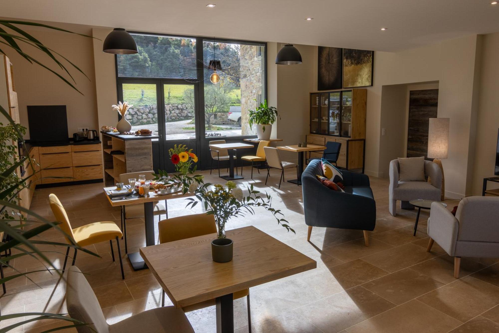 Domaine De Chabanne Bed and Breakfast Crupies Buitenkant foto